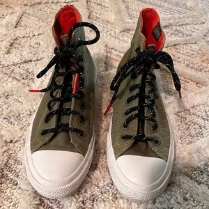 High top Converse M7/W9